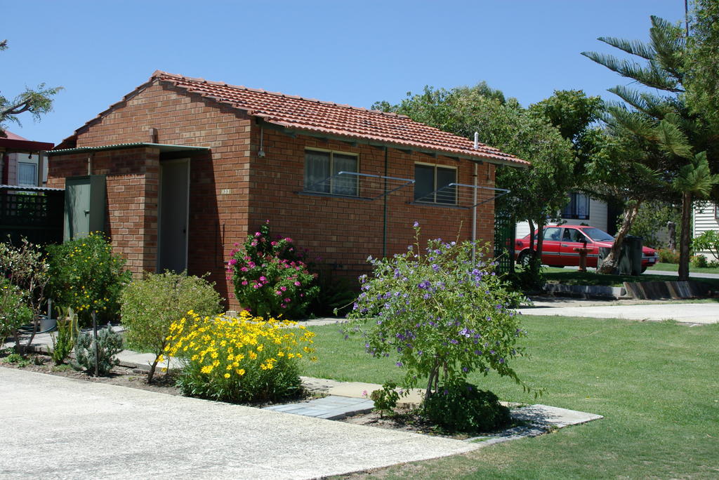 Acclaim Kingsway Tourist Park Hotel Madeley Kültér fotó